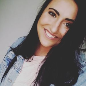 Meet your Posher, Lacy